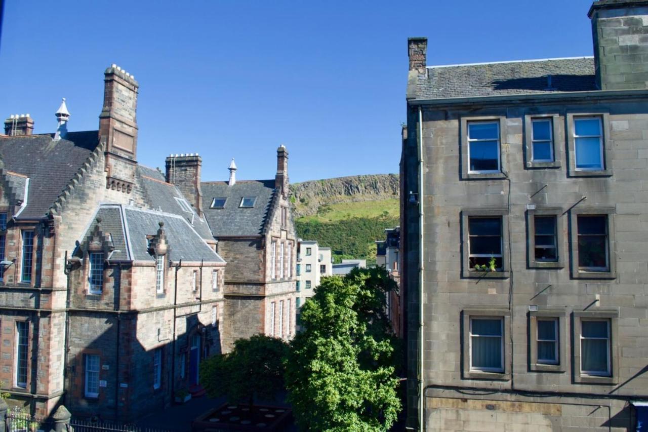 Appartement Central And Spacious Flat - Royal Mile EDI
